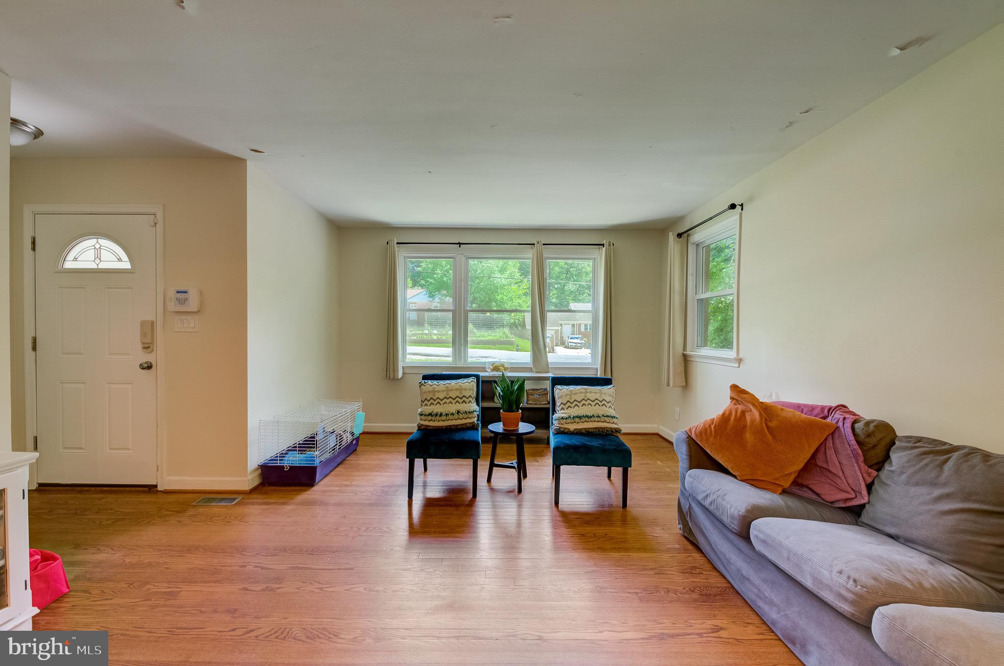 5002 Sharon Road Temple Hills, MD 20748 - Photo 3 of 50 Gallery Image 3