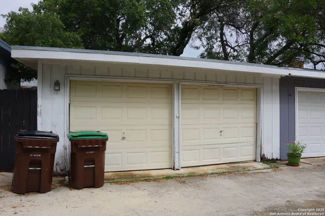 a view of a entryway door of the house