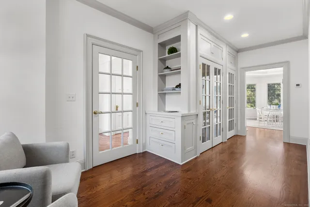 a view of livingroom with furniture and wooden floor