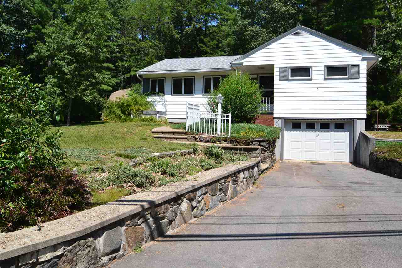 39 Oak Street Rochester, NH 03839 - Photo 6 of 27