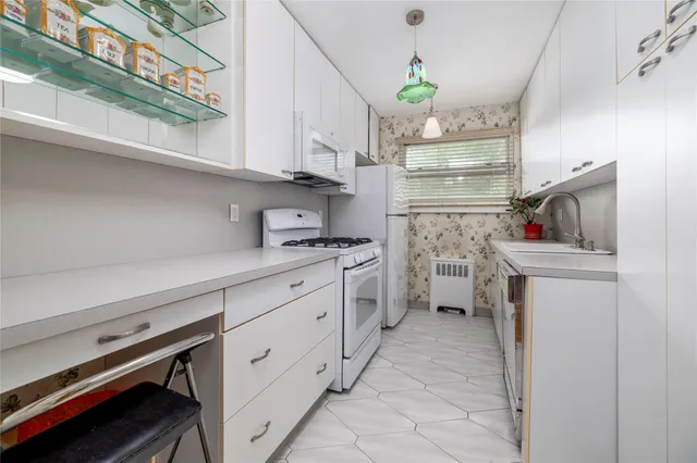 $328,000 | 82-25 268th Street, Unit 175B | Floral Park