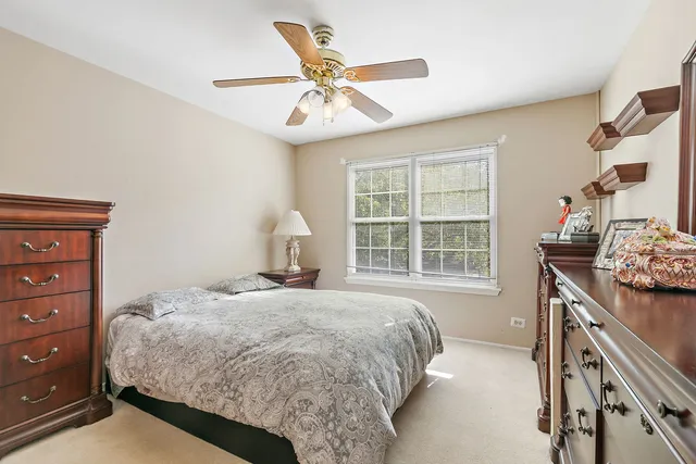 $350,000 | 133 White Branch Court South, Unit 133, Schaumburg, IL 60107