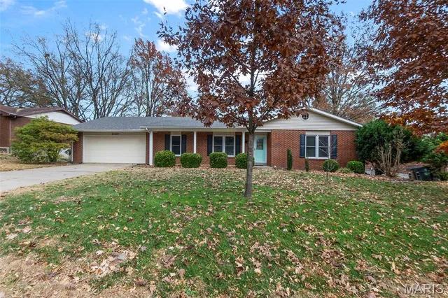 $340,000 | 2020 Cambridge Drive, Cape Girardeau, MO 63701