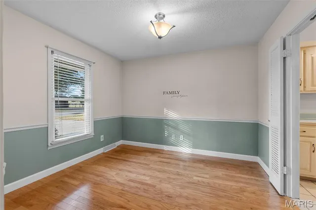 $340,000 | 2020 Cambridge Drive, Cape Girardeau, MO 63701