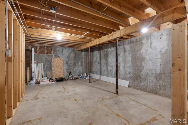 $340,000 | 2020 Cambridge Drive, Cape Girardeau, MO 63701