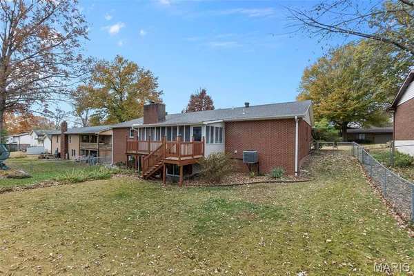 $319,000 | 2020 Cambridge Drive, Cape Girardeau, MO 63701
