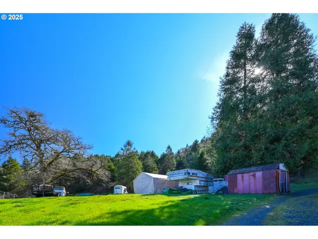 $675,000 | 166 Whitson Lane, Myrtle Creek, OR 97457
