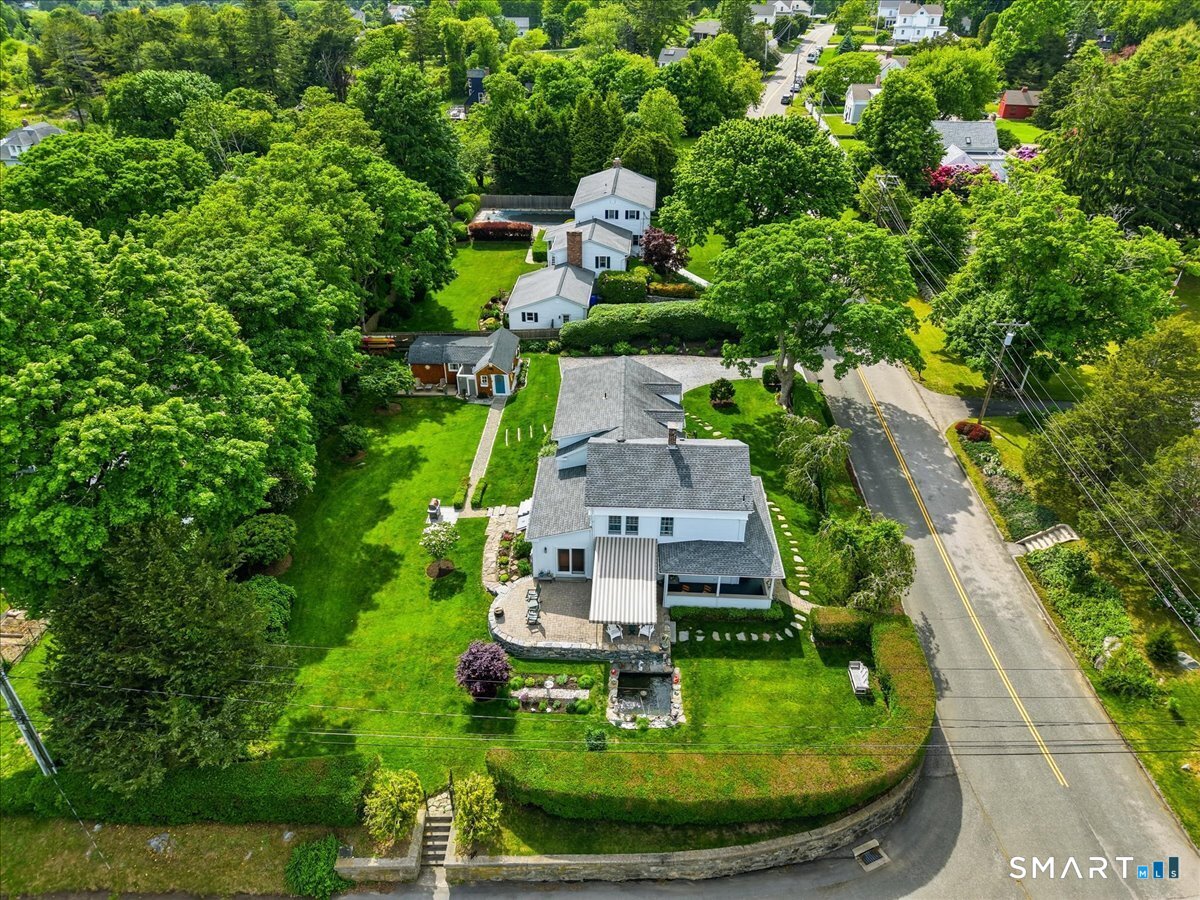65 Prospect Hill Road Groton, CT 06340 - Photo 11 of 40