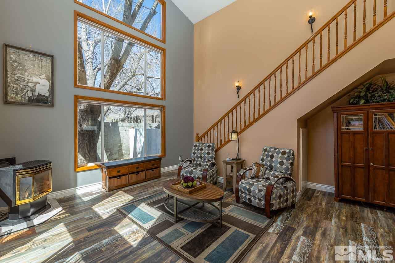 3665 Everett Drive Reno, NV 89503 - Photo 7 of 23 a living room with furniture and a flat screen tv