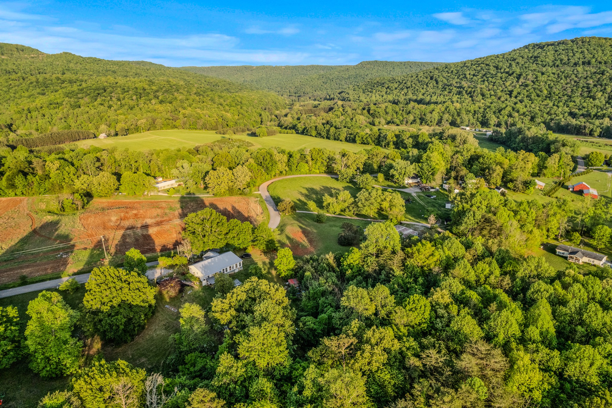 2000 Myers Cove Road McMinnville, TN 37110 - Photo 16 of 76 a view of an aerial view of residential houses with outdoor space and trees