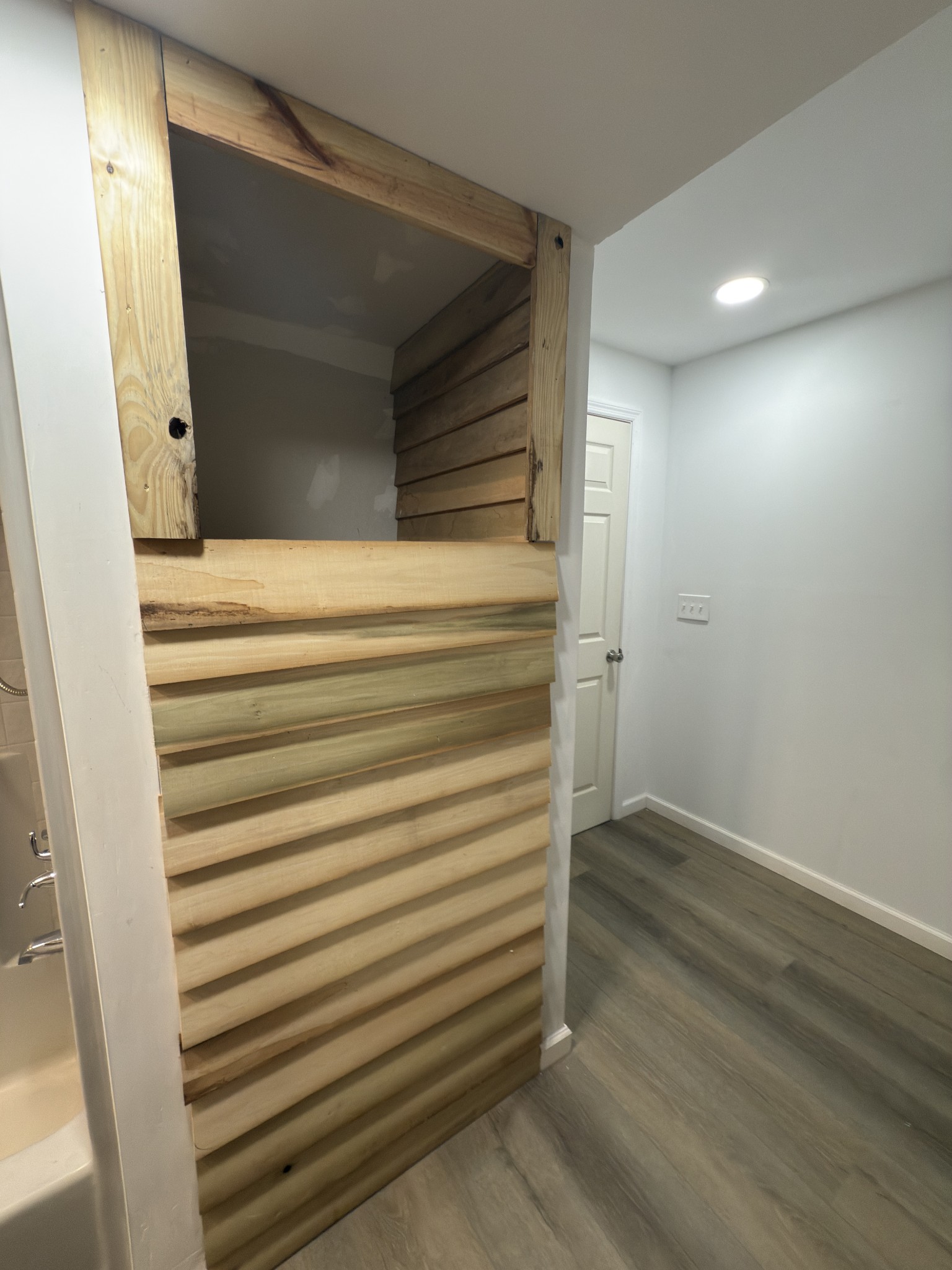 2000 Myers Cove Road McMinnville, TN 37110 - Photo 52 of 76 a view of entryway