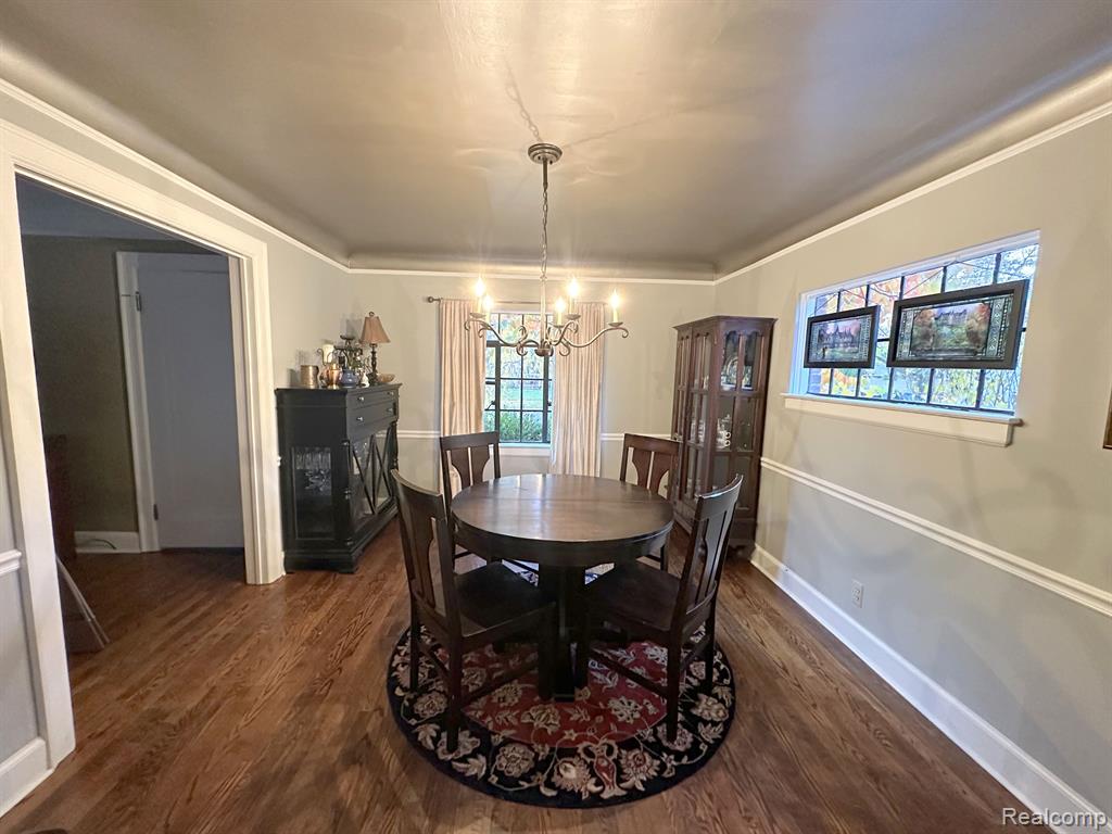 2647 Pembroke Road Birmingham, MI 48009 - Photo 5 of 17 Gallery Image 5
