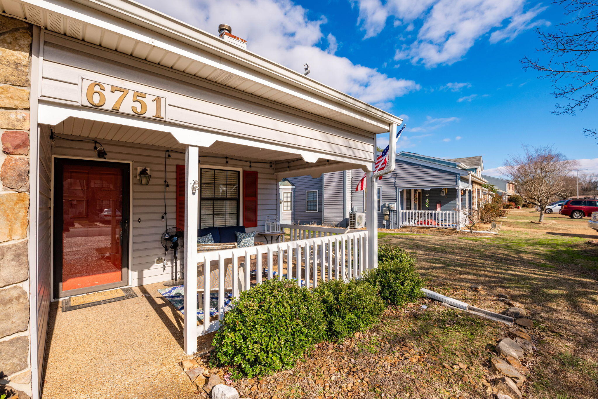 6751 Hickory Creek Road Chattanooga, TN 37421 - Photo 2 of 31 4-web-or-mls-DSC_0323
