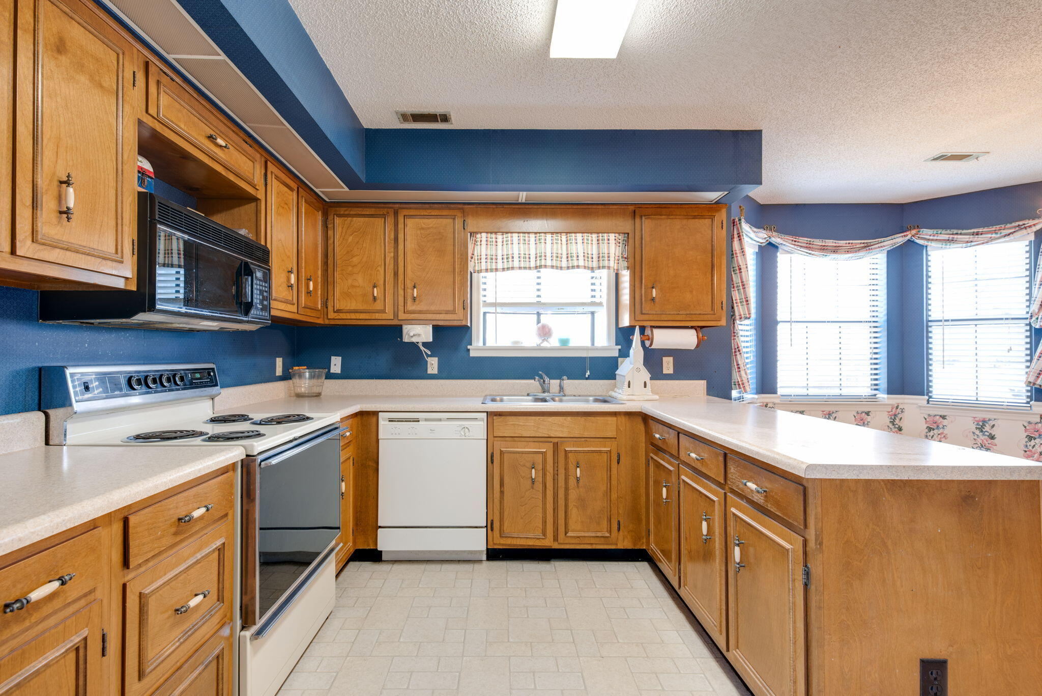 6751 Hickory Creek Road Chattanooga, TN 37421 - Photo 10 of 31 21-web-or-mls-DSC_0367