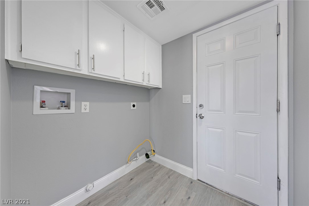 7238 Walnut Ridge Circle Las Vegas, NV 89119 - Photo 11 of 23 Gallery Image 11