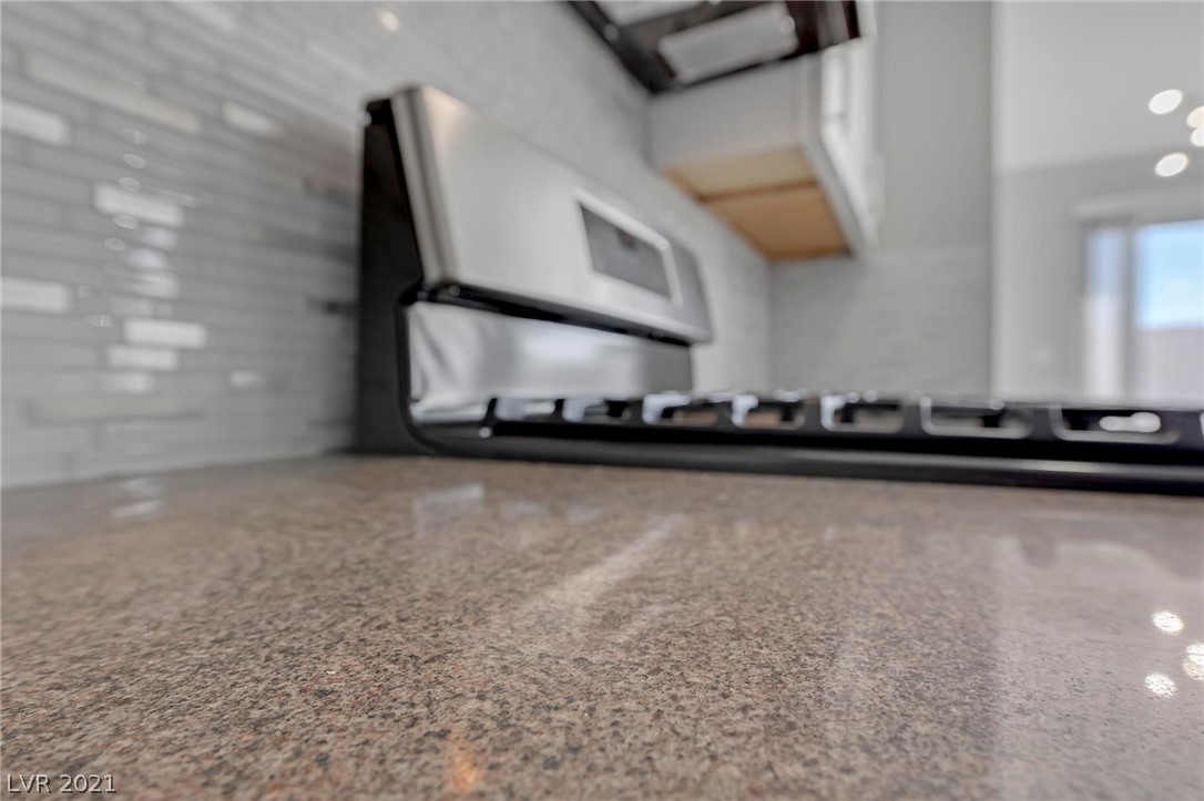 7238 Walnut Ridge Circle Las Vegas, NV 89119 - Photo 5 of 23 Gallery Image 5