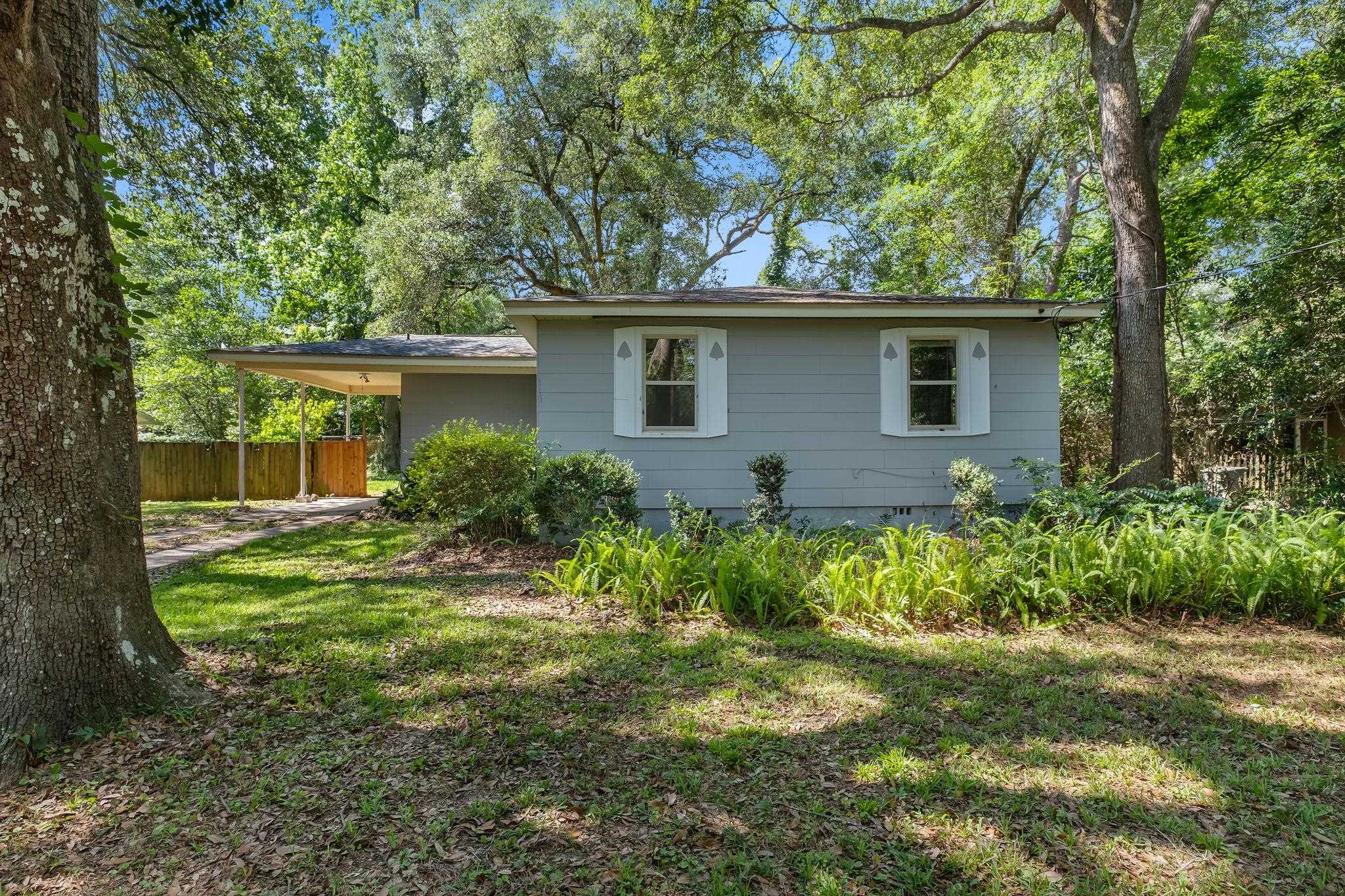 217 Sinclair Road Tallahassee, FL 32312 - Photo 3 of 24