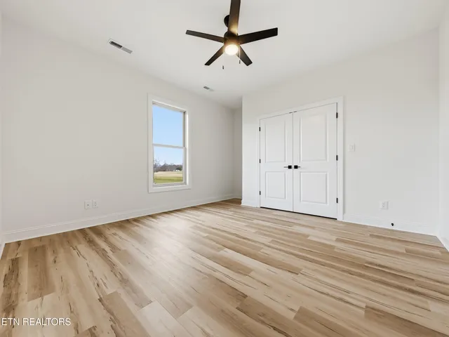 $518,000 | 180 Kahite Greens Place, Vonore, TN 37885