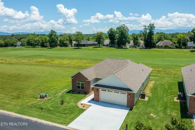 $518,000 | 180 Kahite Greens Place, Vonore, TN 37885