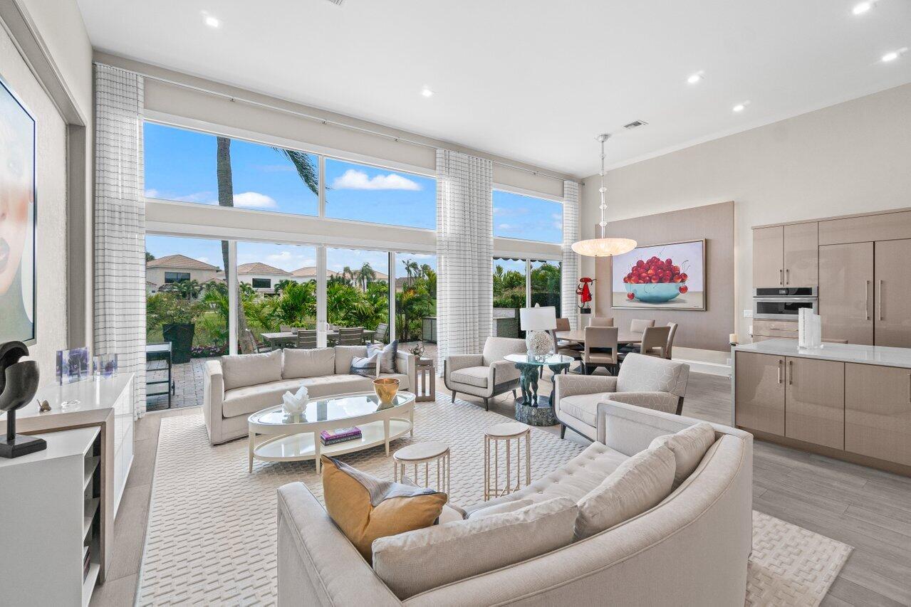 5119 Suffolk Drive Boca Raton, FL 33496 - Photo 17 of 60 Living Room