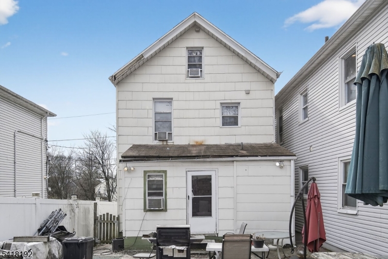 78 Cleveland Street Belleville, NJ 07109 - Photo 3 of 31