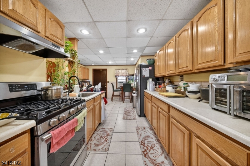 78 Cleveland Street Belleville, NJ 07109 - Photo 9 of 31