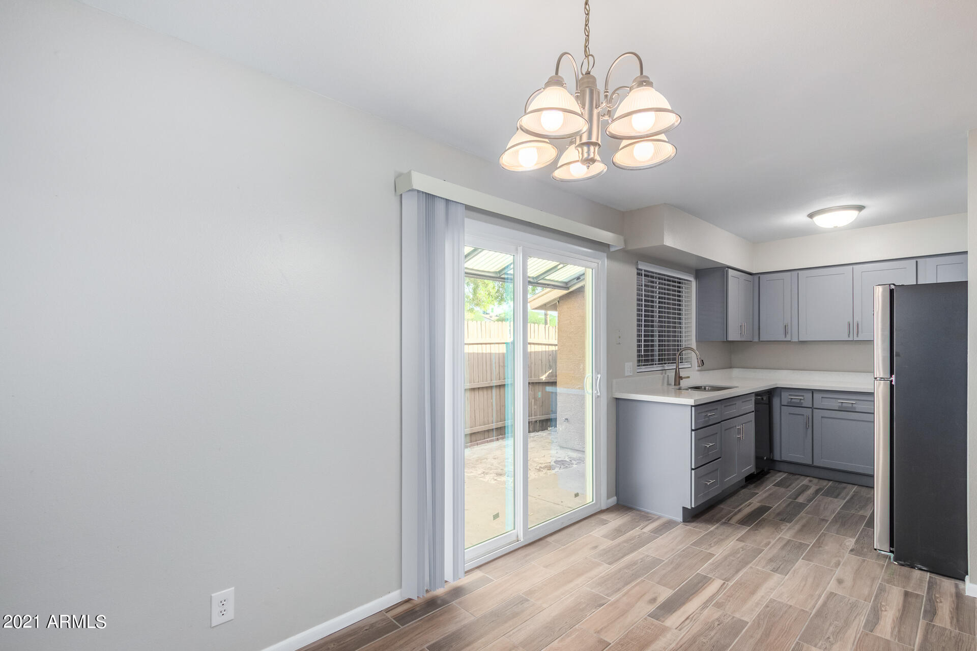 2612 East Lemon Street Tempe, AZ 85288 - Photo 8 of 24 0010-10 - lemon