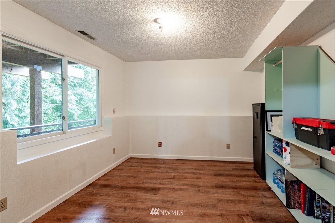 6020 Lemon Road Northeast Olympia, WA 98506 - Photo 22 of 40 Gallery Image 22
