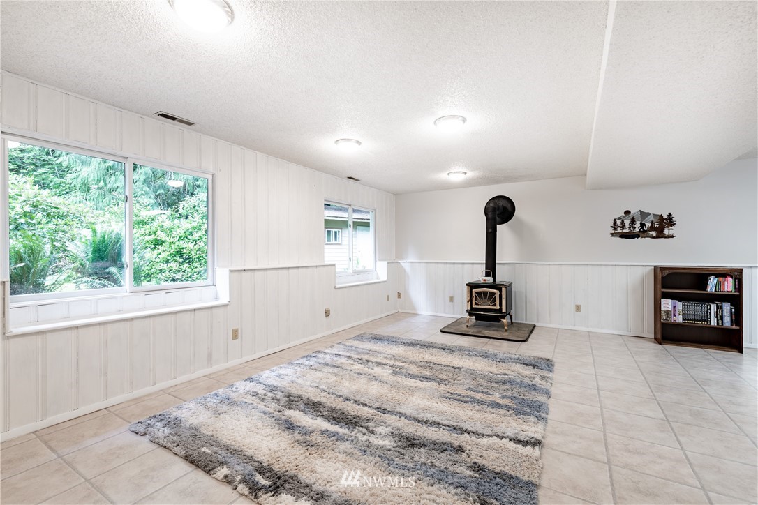 6020 Lemon Road Northeast Olympia, WA 98506 - Photo 24 of 40 Gallery Image 24