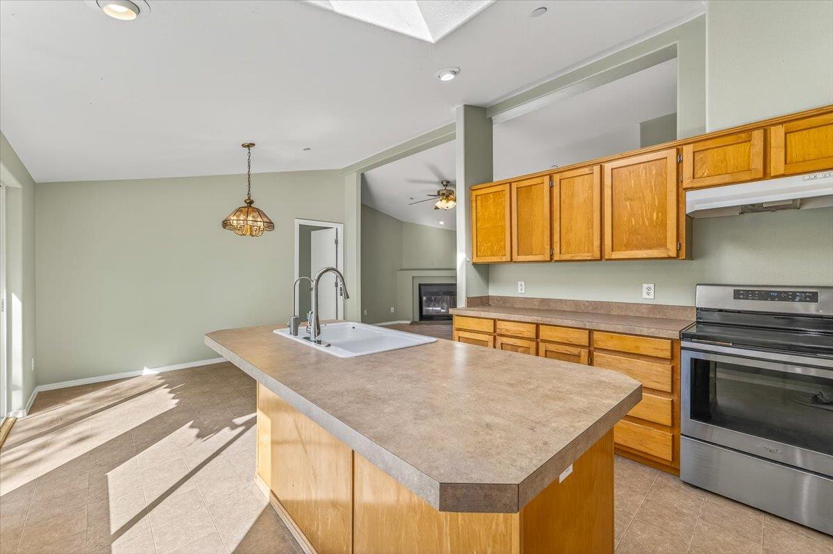 21444 Parrott Ranch Road Carmel Valley, CA 93924 - Photo 12 of 58 Gallery Image 12