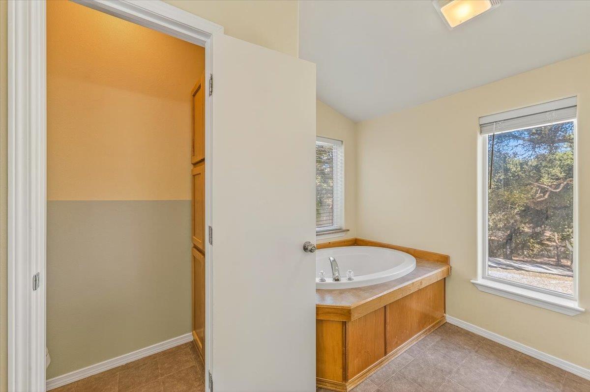 21444 Parrott Ranch Road Carmel Valley, CA 93924 - Photo 18 of 58 Gallery Image 18