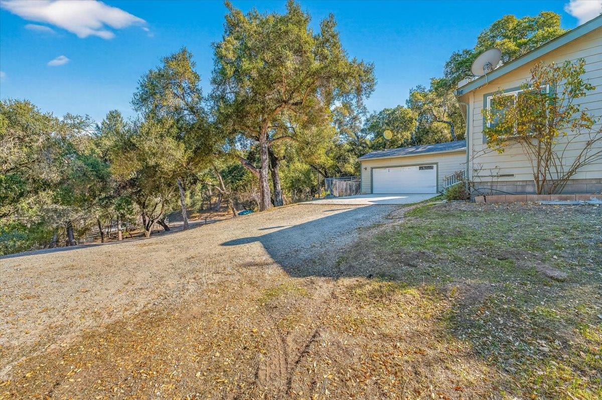 21444 Parrott Ranch Road Carmel Valley, CA 93924 - Photo 3 of 58 Gallery Image 3