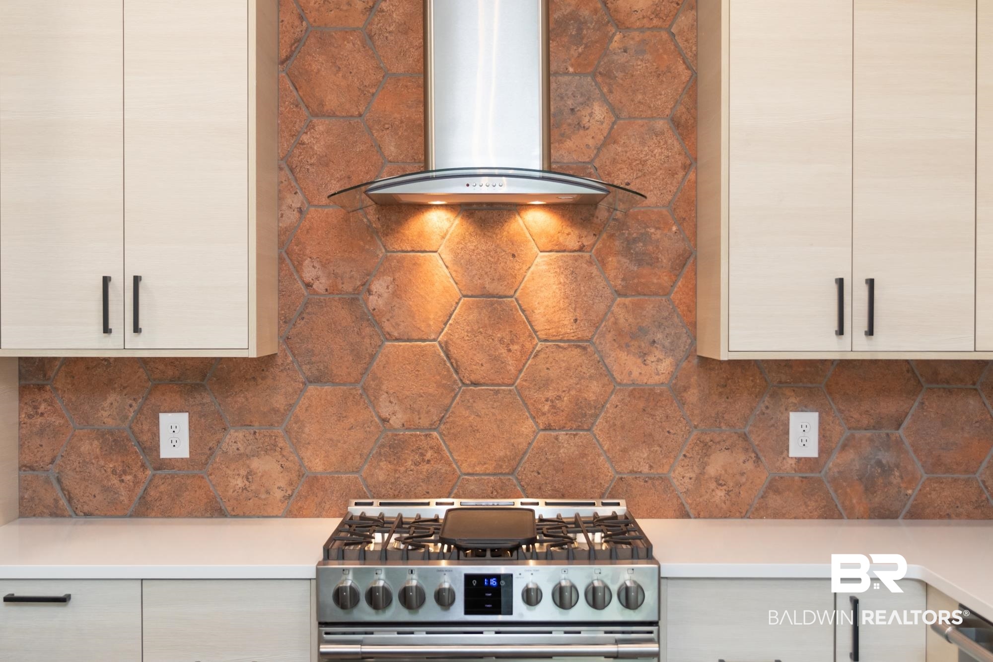 5303 Pine Road Orange Beach, AL 36561 - Photo 17 of 45 Kitchen