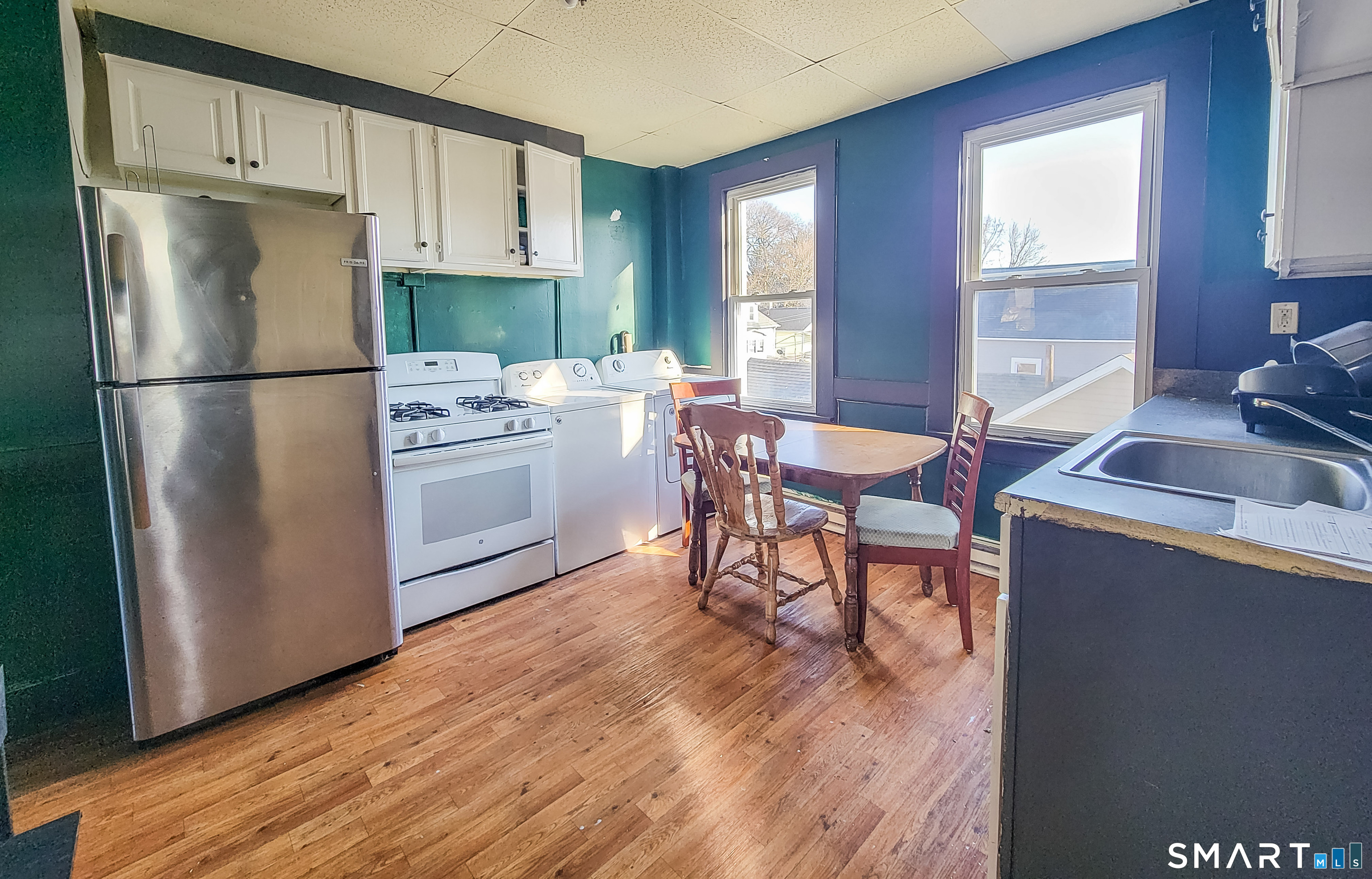 44 Prescott Street Meriden, CT 06450 - Photo 2 of 6