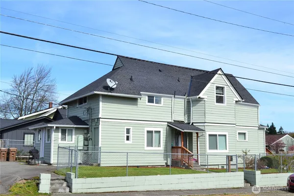 $569,000 | 3303 South 64th Street, Tacoma, WA 98409