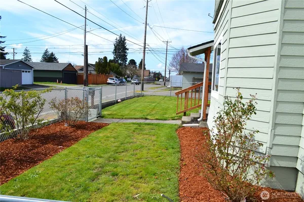 $569,000 | 3303 South 64th Street, Tacoma, WA 98409