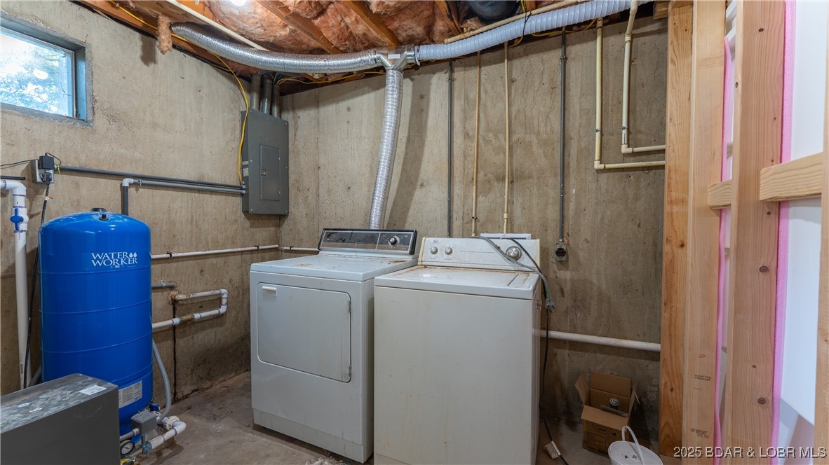 258 State Route West Eldon, MO 65026 - Photo 27 of 47 Laundry Room (Lower Level)