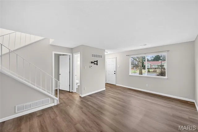 $165,000 | 2305 Gascony Drive, Unit 2305, Lake St. Louis, MO 63367