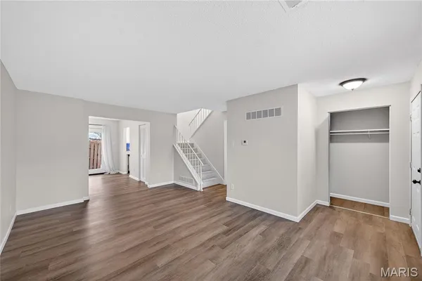 $158,000 | 2305 Gascony Drive, Unit 2305, Lake St. Louis, MO 63367