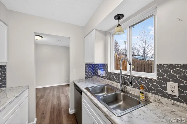 $158,000 | 2305 Gascony Drive, Unit 2305, Lake St. Louis, MO 63367