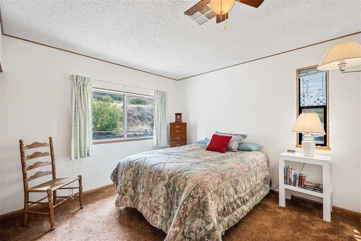 8402 Faith Road Montague, CA 96064 - Photo 10 of 27 Gallery Image 10