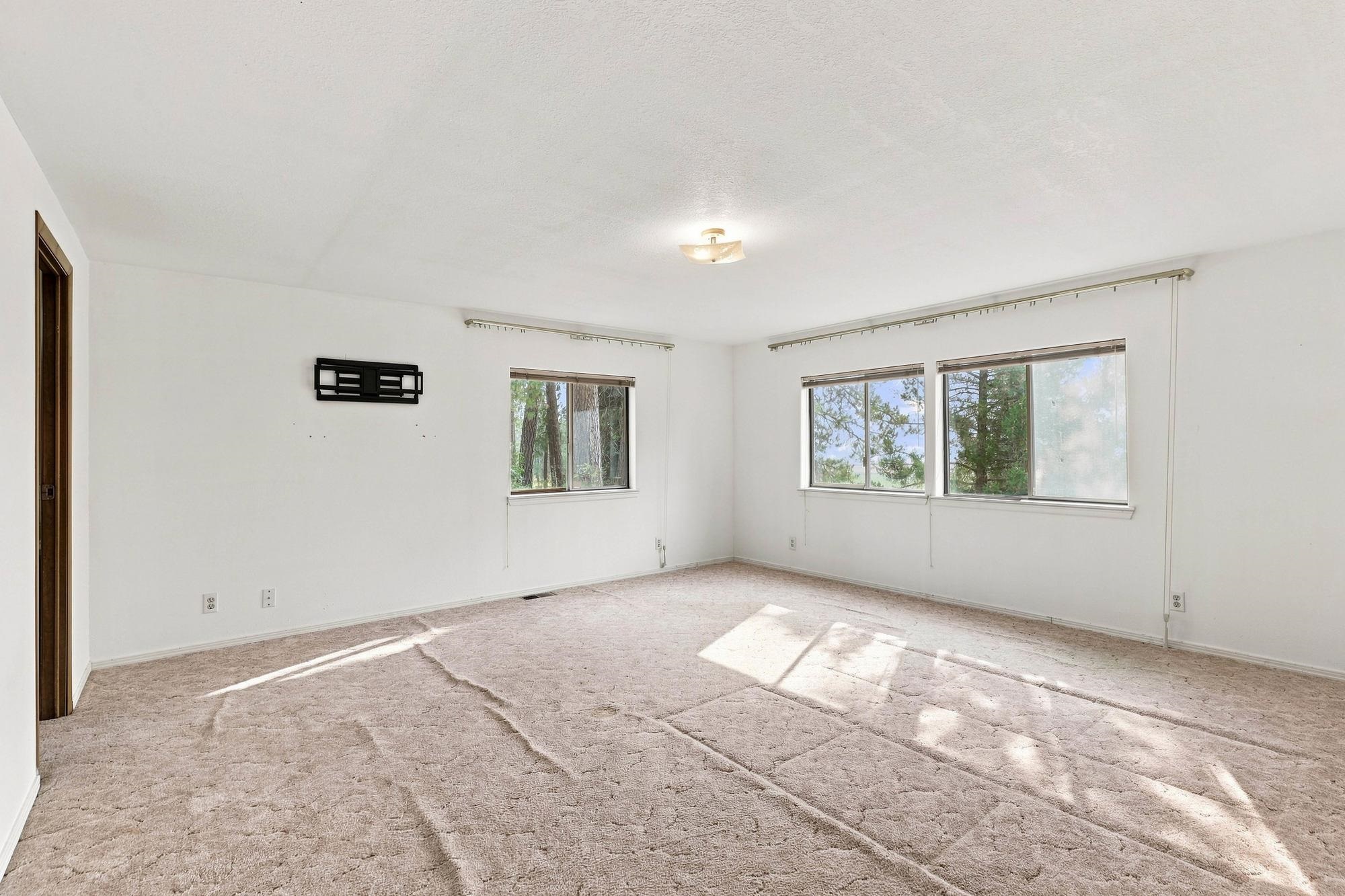 5082 South Swenson Road Deer Park, WA 99006 - Photo 16 of 49 Gallery Image 16