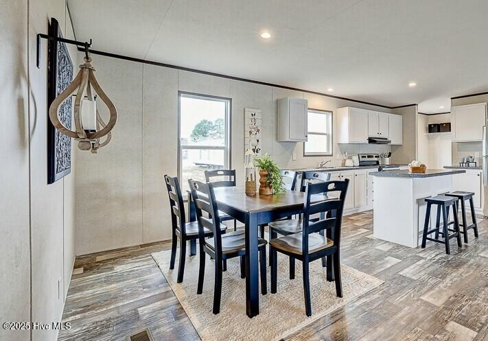 79 Old Daughtry Road Smithfield, NC 27577 - Photo 3 of 29 thumbnail_4 pr3252-kitchen-and-dining