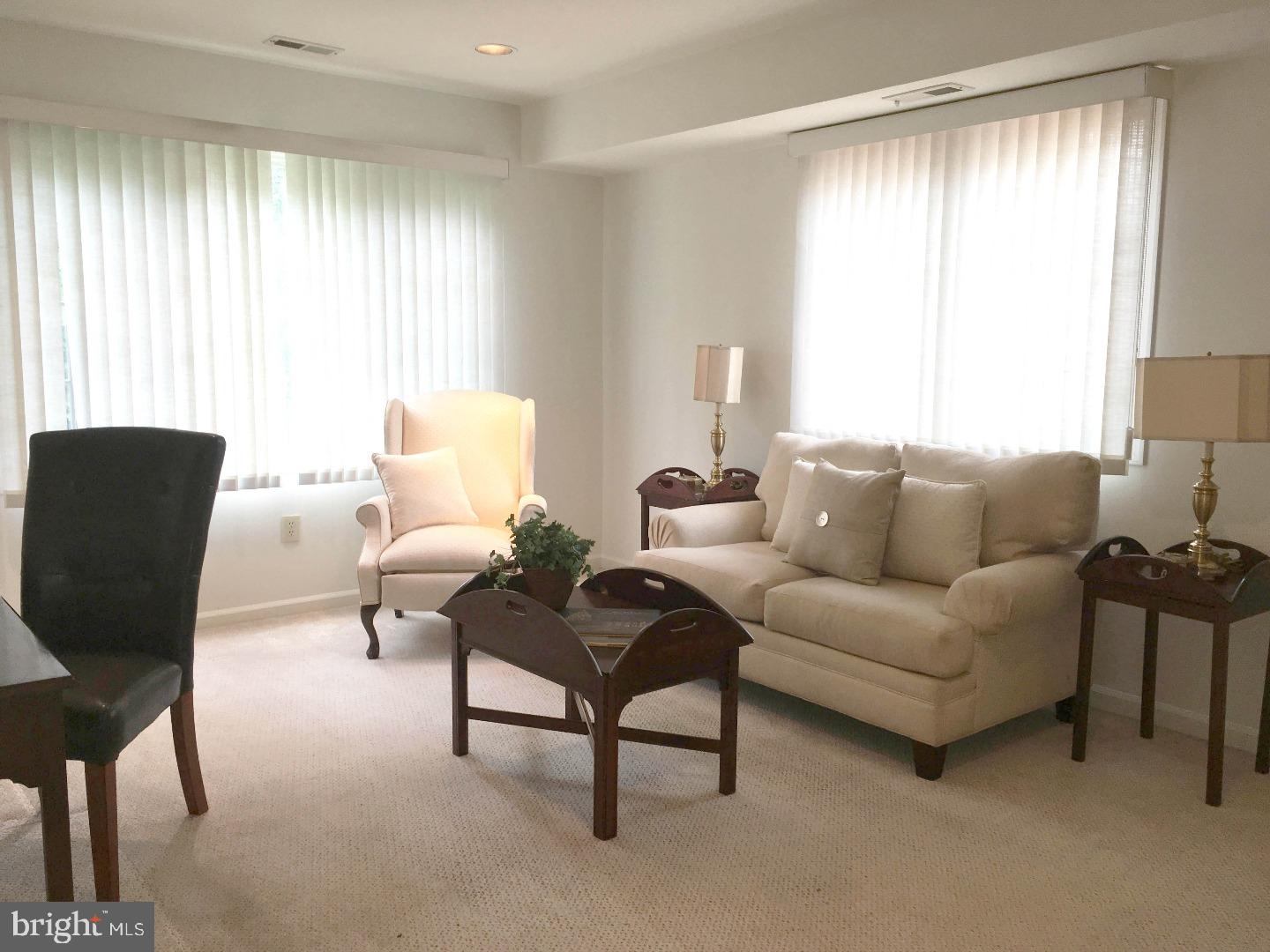 30 Clwyd Road Bala Cynwyd, PA 19004 - Photo 15 of 29 Den- New Carpeting
