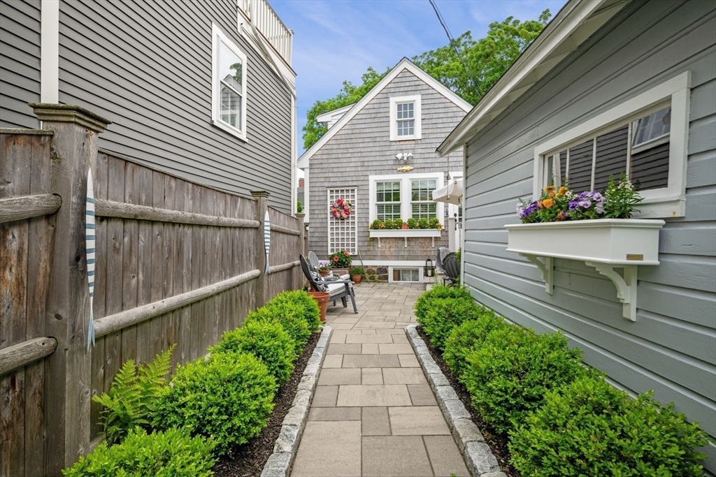 31 Franklin Street Marblehead, MA 01945 - Photo 32 of 35 a view of a house with brick walls