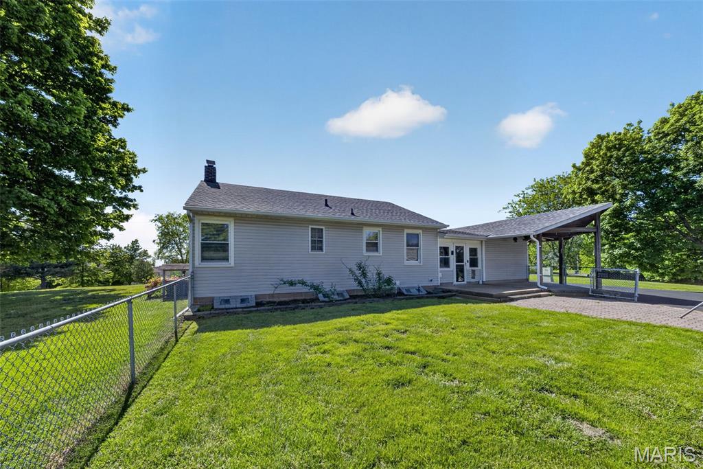 3909 Shackelford Road Florissant, MO 63034 - Photo 37 of 44