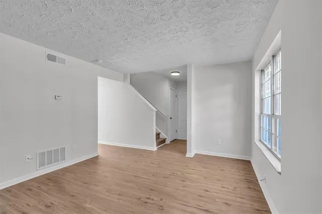 $99,999 | 2613 Stratford Lane, Unit 3, Morrow, GA 30260