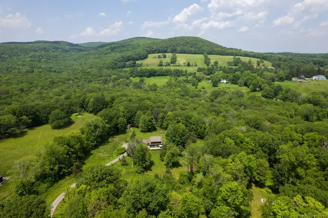 $1,125,000 | 53 Upland Meadow Road, Salisbury, CT 06068