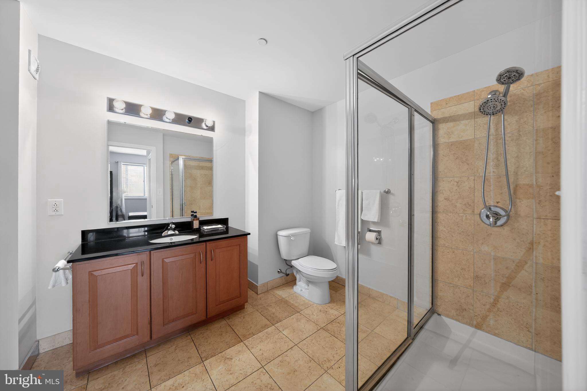 901 North Penn Street, Unit R1604 Philadelphia, PA 19123 - Photo 18 of 22