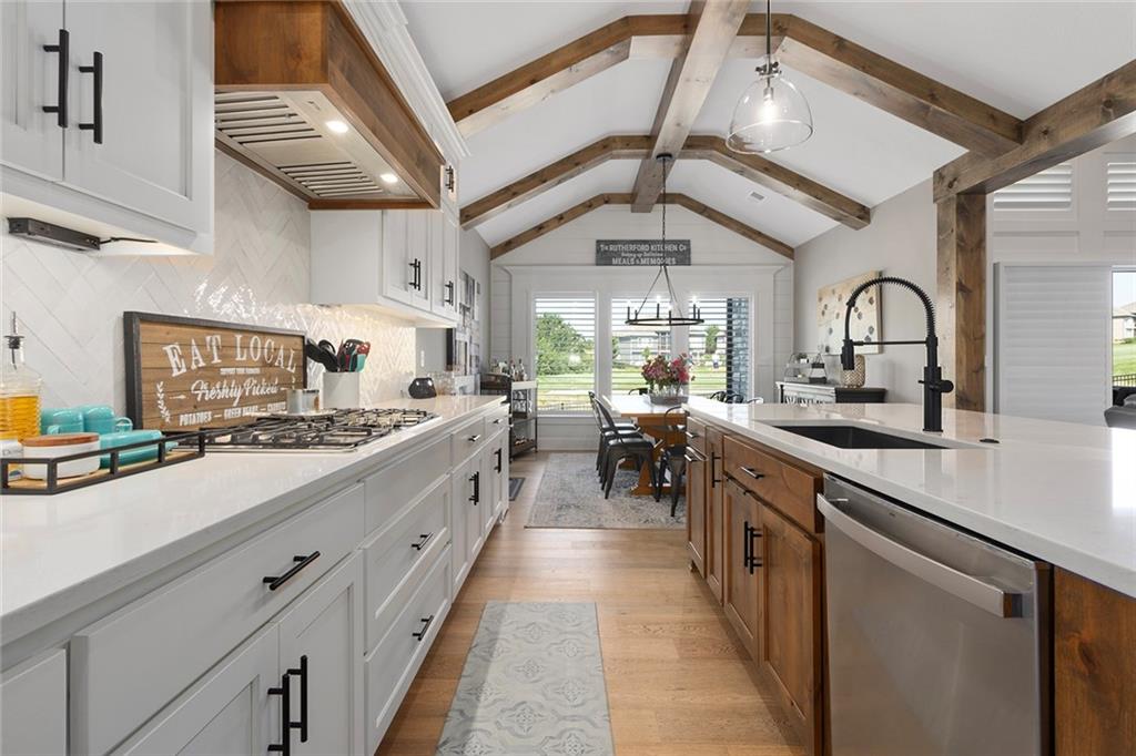 809 Bridgeshire Drive Raymore, MO 64083 - Photo 12 of 49